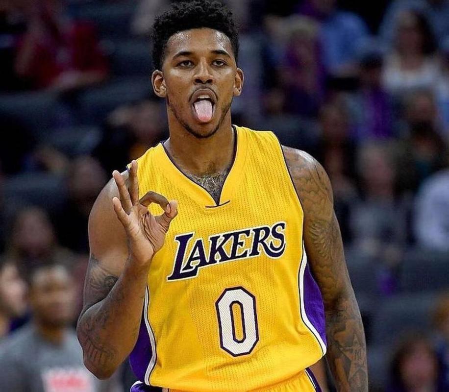 攻形成互补 攻形成互补