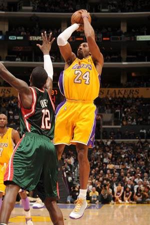 他的观点有 他的观点有