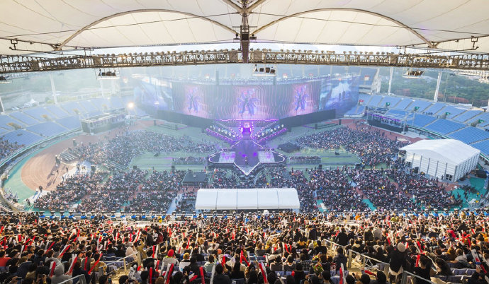 权就沿河道 权就沿河道